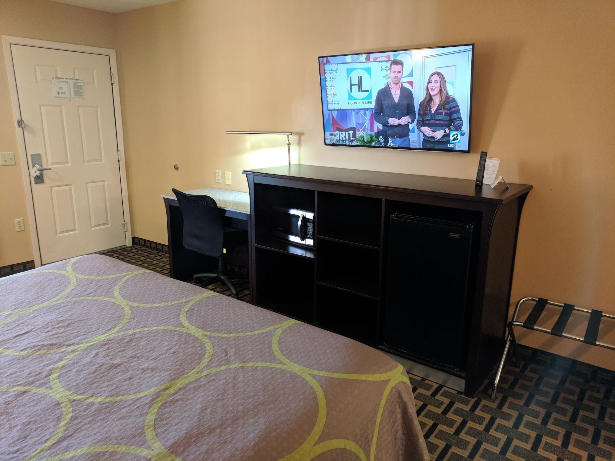 Super 8 By Wyndham Houston/Willowbrook Hwy 249 Экстерьер фото