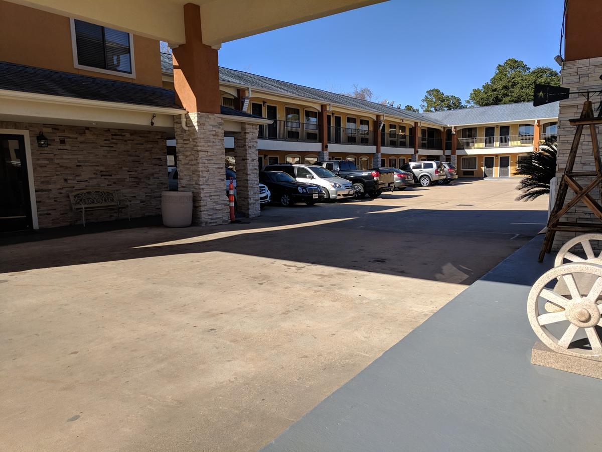 Super 8 By Wyndham Houston/Willowbrook Hwy 249 Экстерьер фото